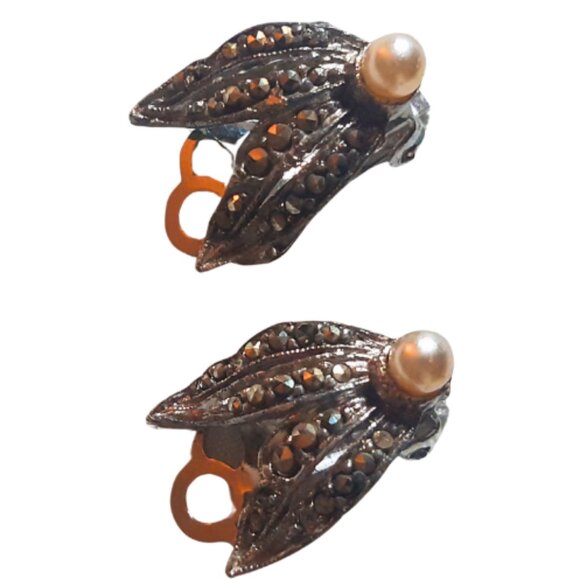 1950's Art Nouveau Style Marcasite Midcentury Vintage Small Silver Tone Earrings - Picture 6 of 11
